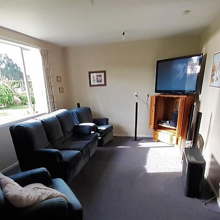 Last Light Lodge Tuatapere Buitenkant foto